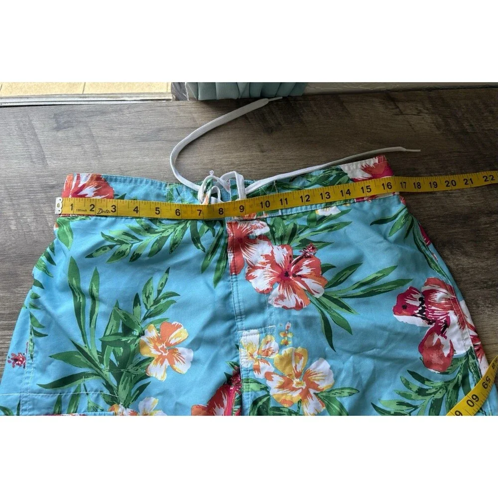 Merona Men's Multicolor Floral Print Swim Shorts  Size Medium